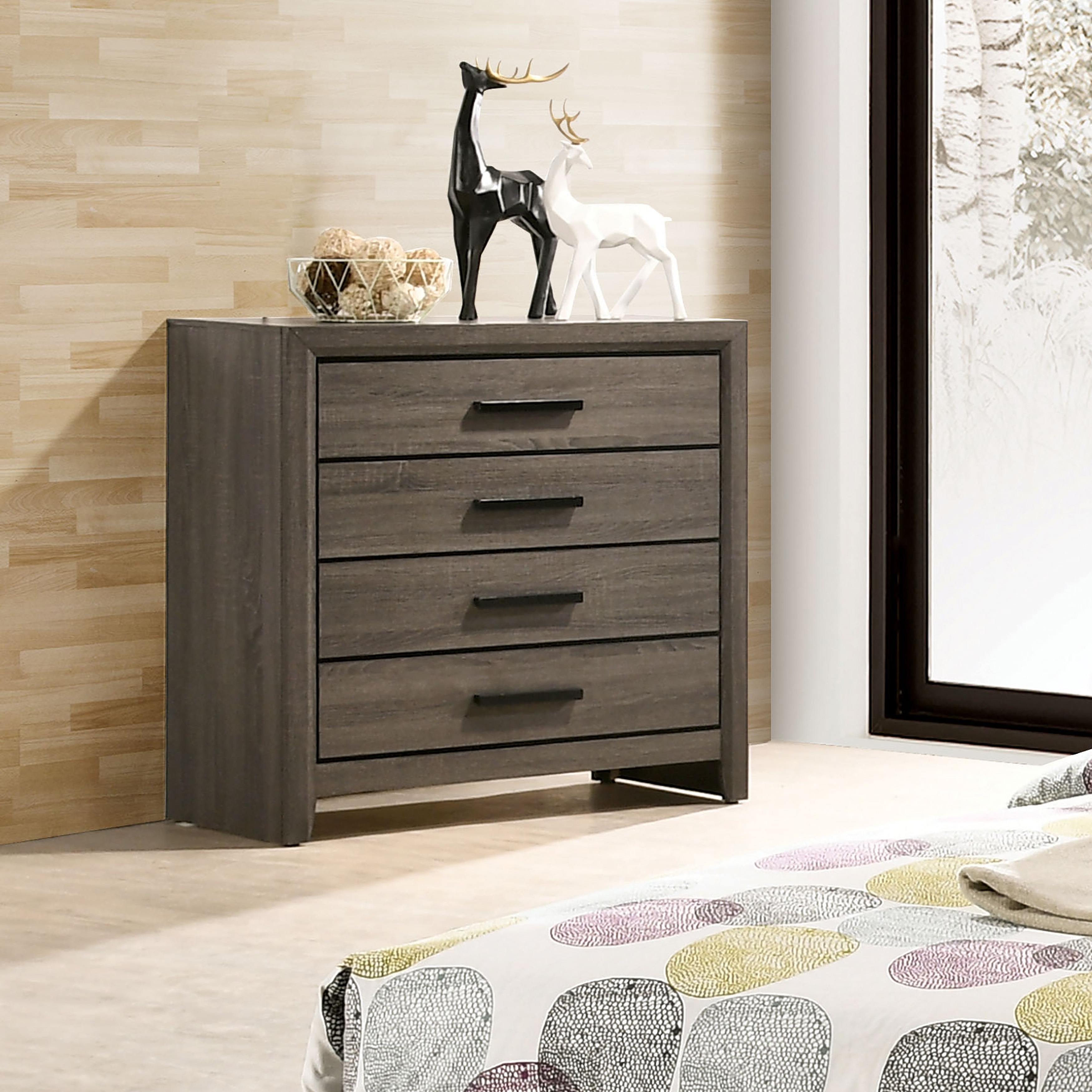 Furniture of America Aury Transitional Grey Solid Wood 4-Drawer Chest