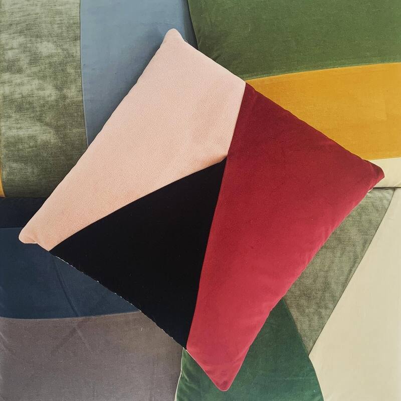 Jiti Indoor Modern Geometric Angular Velvet Decorative Accent Square Throw Pillow 20 x 20