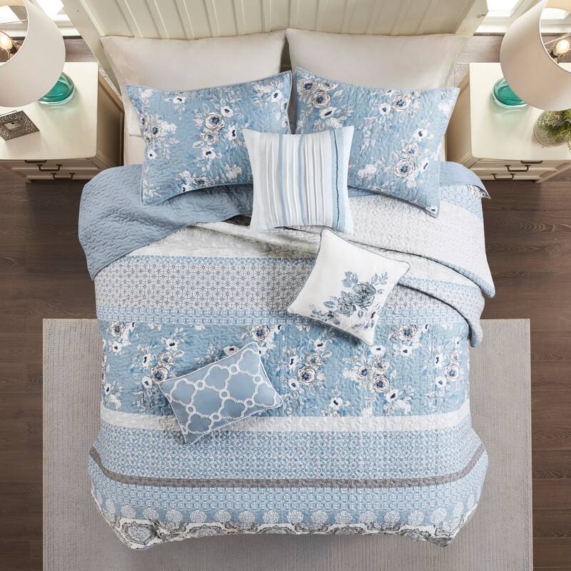 Madison Park Willa 6 Piece Cotton Quilt Set with Throw Pillows