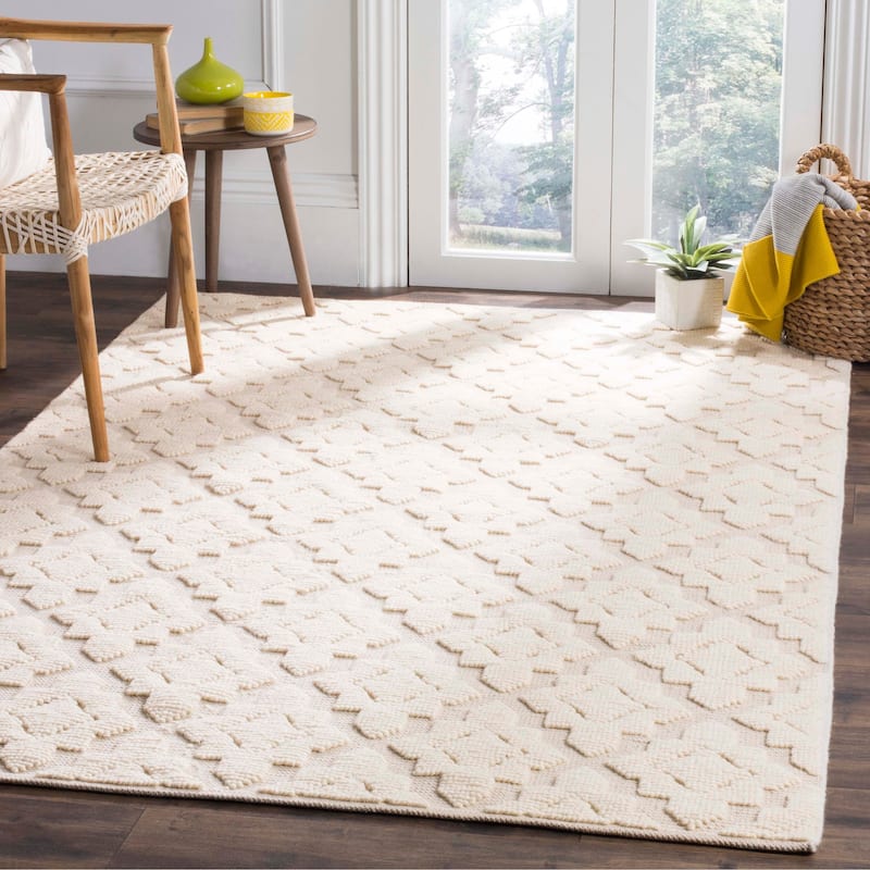 SAFAVIEH Handmade Vermont Llinos Wool Rug - 8' x 10' - Ivory