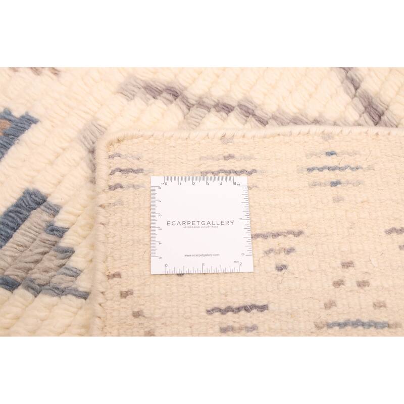 ECARPETGALLERY Hand-knotted Tangier Cream Wool Rug - 5'6 x 7'7