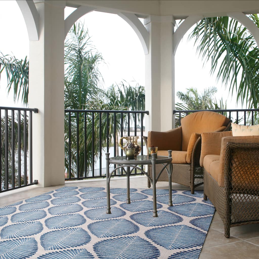 SAFAVIEH Courtyard Rasita Indoor/ Outdoor Waterproof Patio Backyard Rug