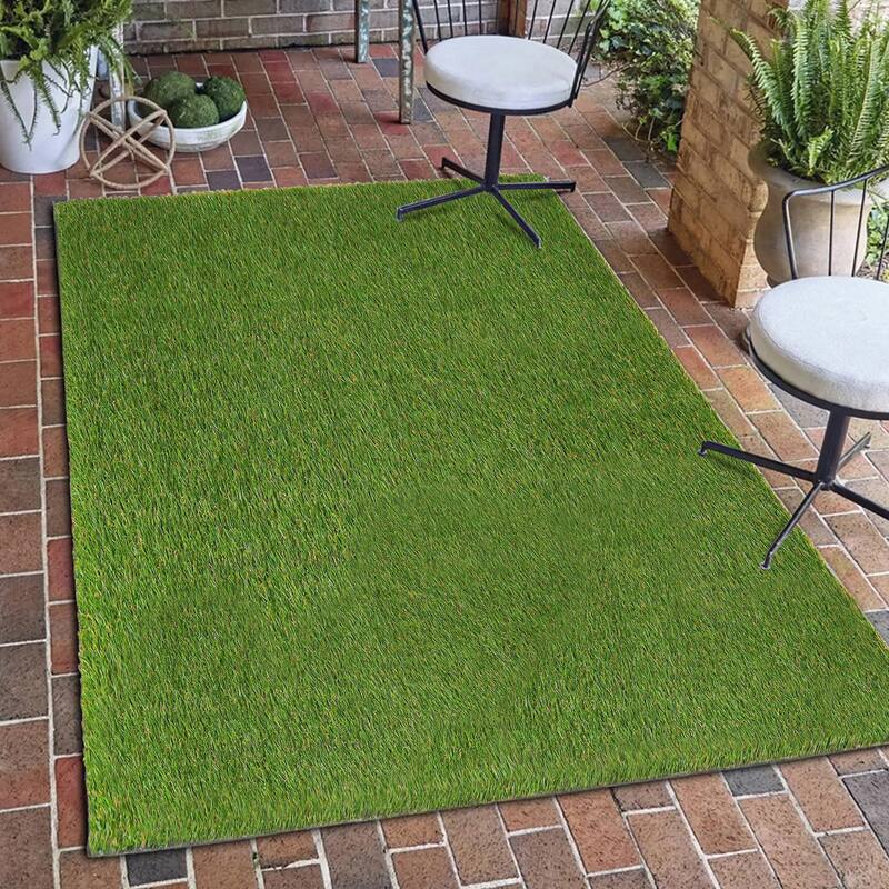 Superior Artificial Grass Lawn Turf Indoor/ Outdoor Area Rug - 4' x 10'