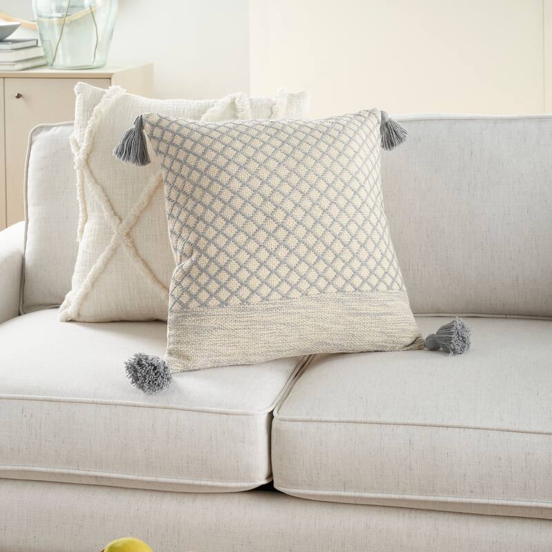 Mina Victory Life Styles Lattice With Tassels 18"X18" Indoor Throw Pillow - Accent - 18"X18" - Lt Grey
