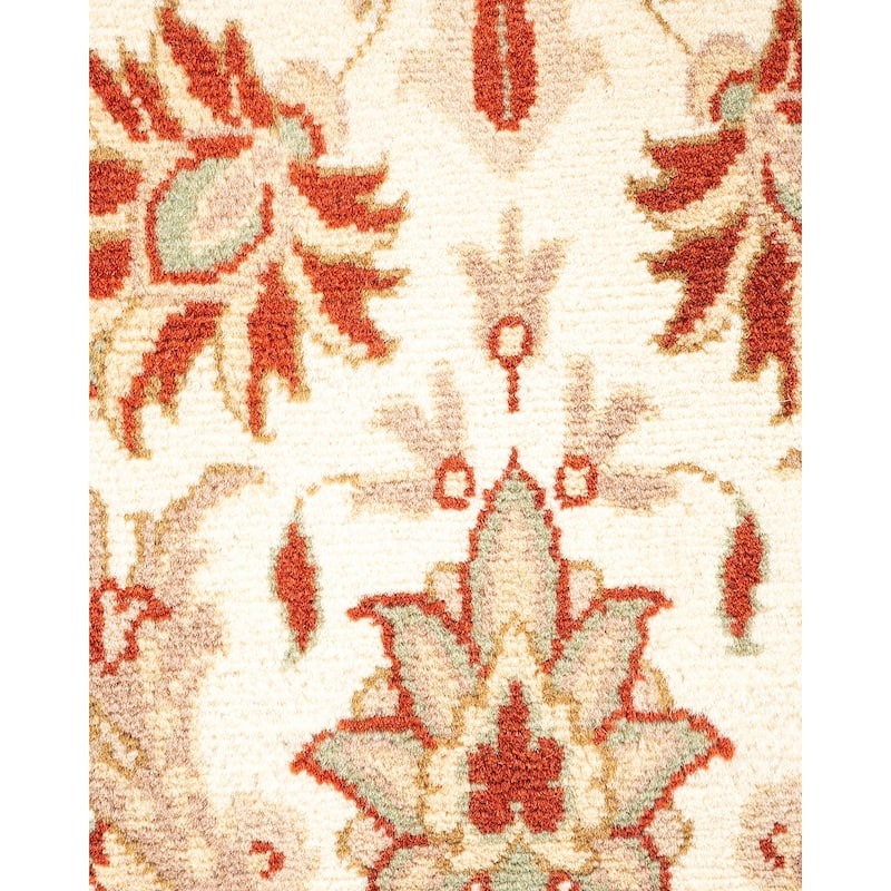 Overton Handknotted Wool Traditional Oriental Ivory Area Rug - 4' x 6'