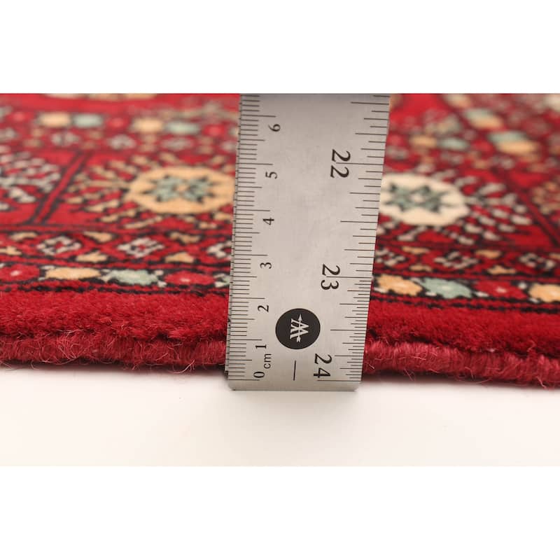 ECARPETGALLERY Hand-knotted Peshawar Bokhara Red Wool Rug - 4'0 x 6'3