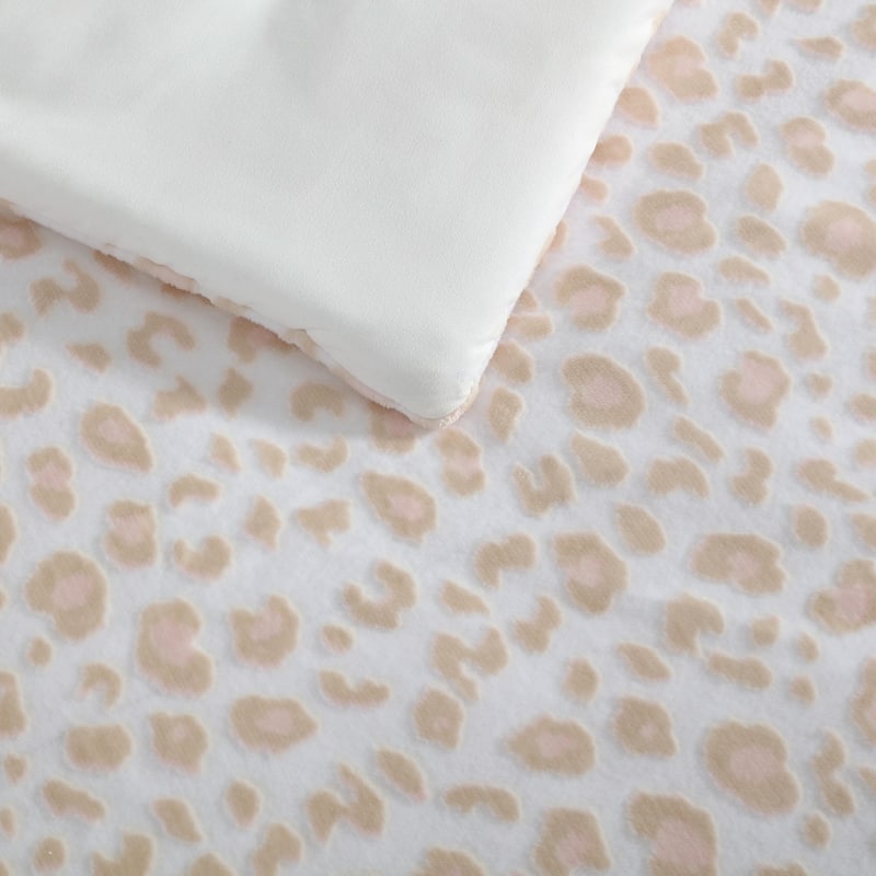 Betsey Johnson Betseys Leopard Velvet Beige Reversible Comforter Set