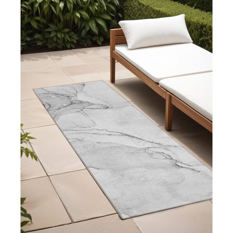 Jane Modern Art-Inspired Weather Resistant Timeless Fusion Outdoor Rug - 8' Runner - Silver