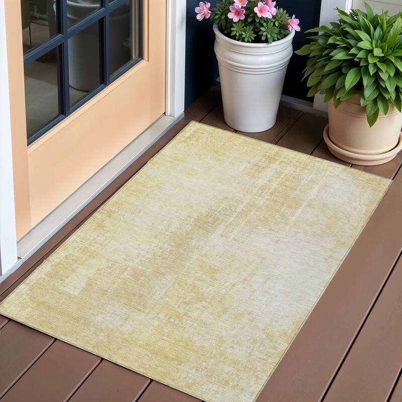 HomeRoots Abstract Transitional Rectangle Outdoor Rug - 3' x 5'