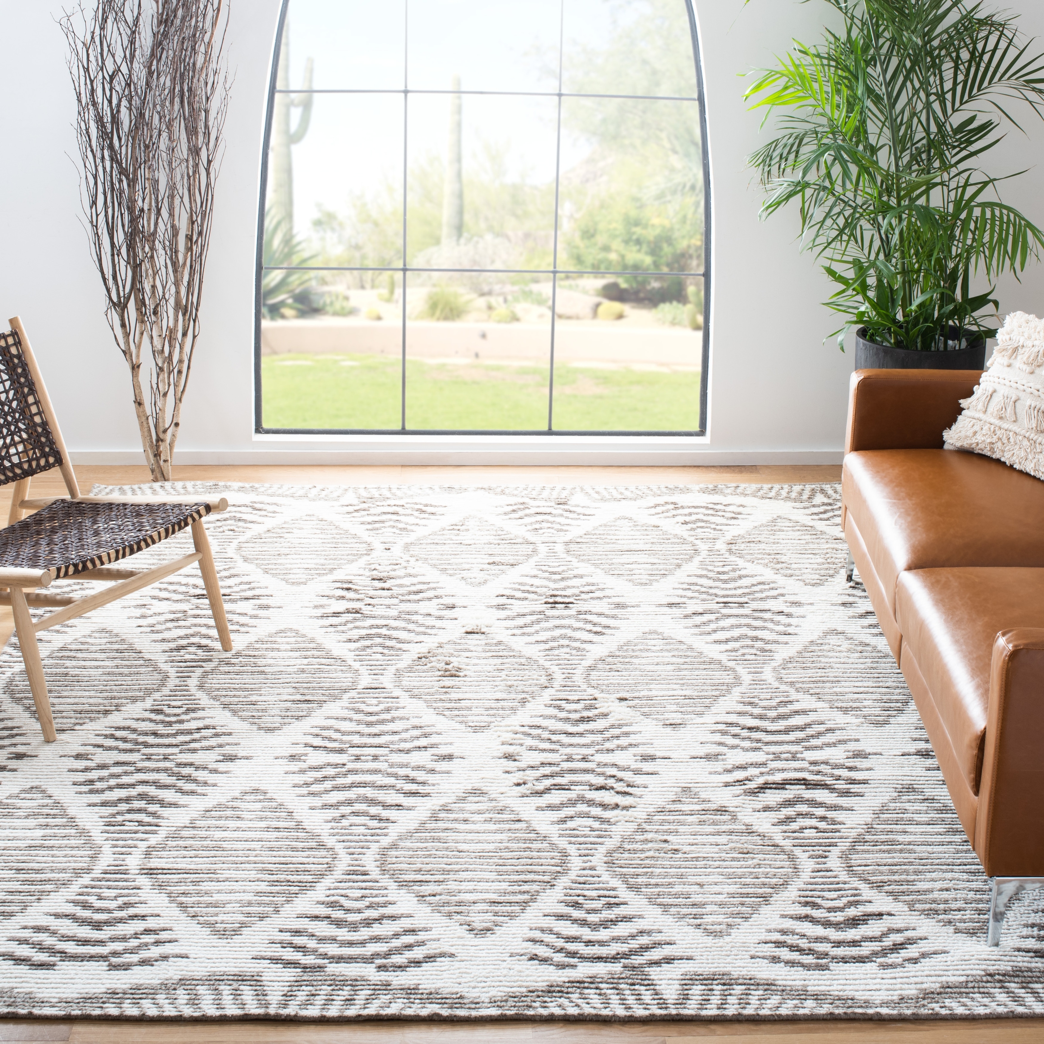 SAFAVIEH Hand-Knotted Kenya Ingalill Tribal Wool Rug