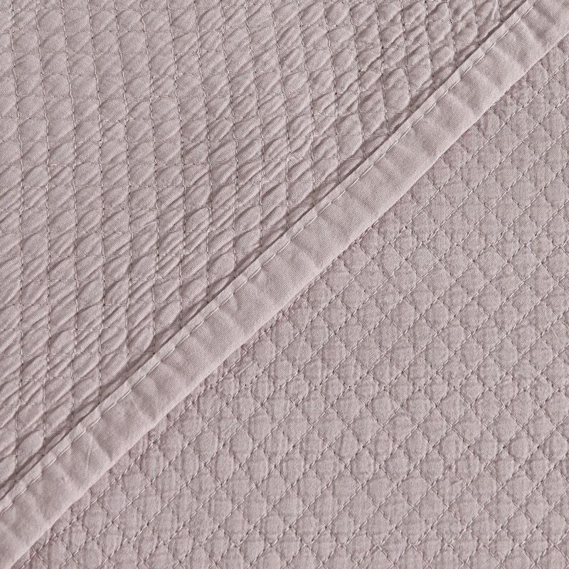 Linery & Co. Soft Stonewashed Stitched Lightweight Quilt Set