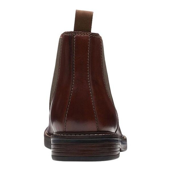 clarks paulson up leather chelsea boot