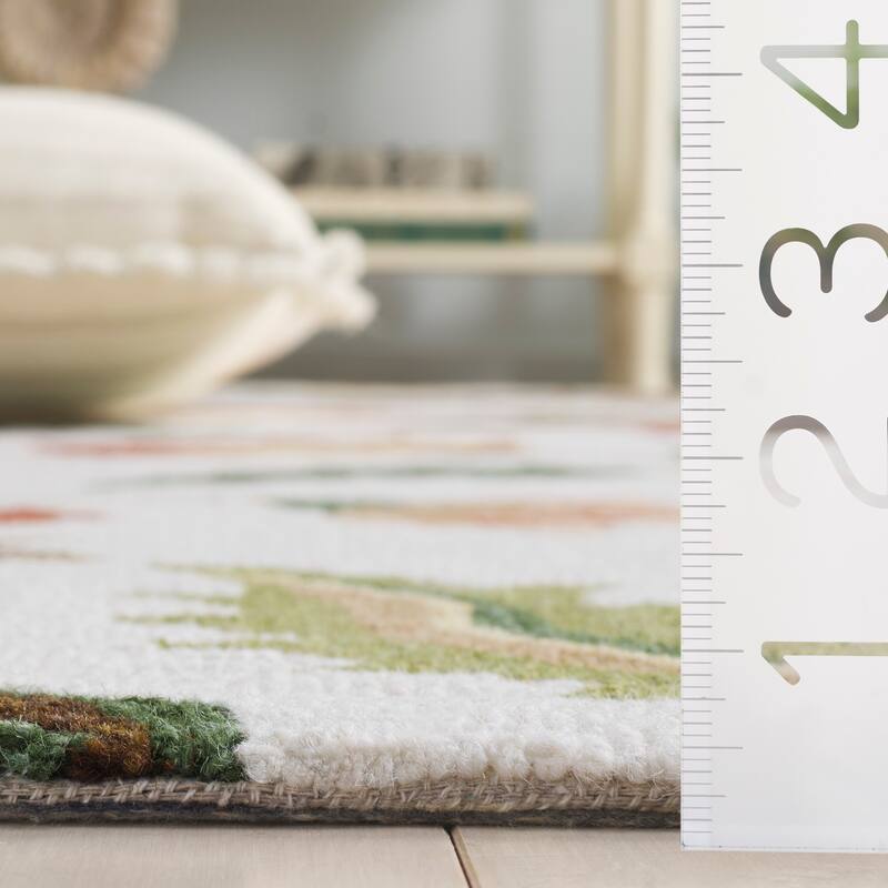SAFAVIEH Handmade Jardin Shemsie Floral Wool Rug