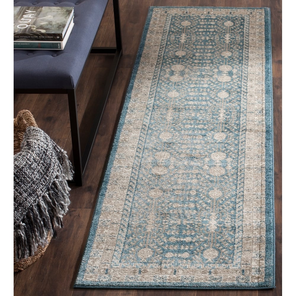SAFAVIEH Sofia Geraldine Distressed Vintage Boho Oriental Rug