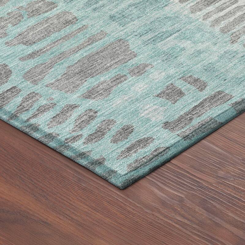 Machine Washable Indoor/ Outdoor Modern Imprints Chantille Rug