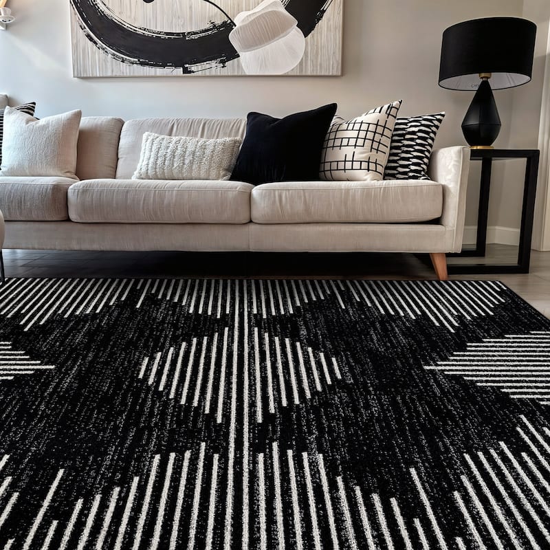 Modern Abstract Area Rug for Living Room, Bedroom, or Entryway - Low Pile Indoor Rug - Black - 5' x 7'