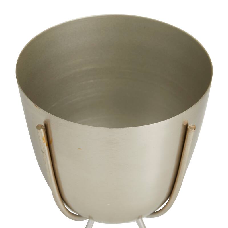 CosmoLiving by Cosmopolitan Metal Contemporary Planter (Set of 2) - S/2 7", 6"H