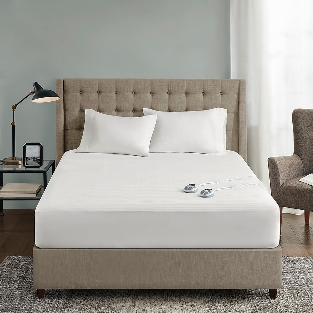 https://ak1.ostkcdn.com/images/products/is/images/direct/f78a24c4923678fde398ba16235d97b9109597d3/Waterproof-White-Heated-Mattress-Pad-by-Serta.jpg