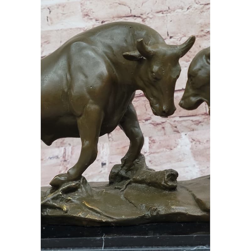 Imitative Bull And Bear Bronze Sculpture – Wall Street Market Duel Statue