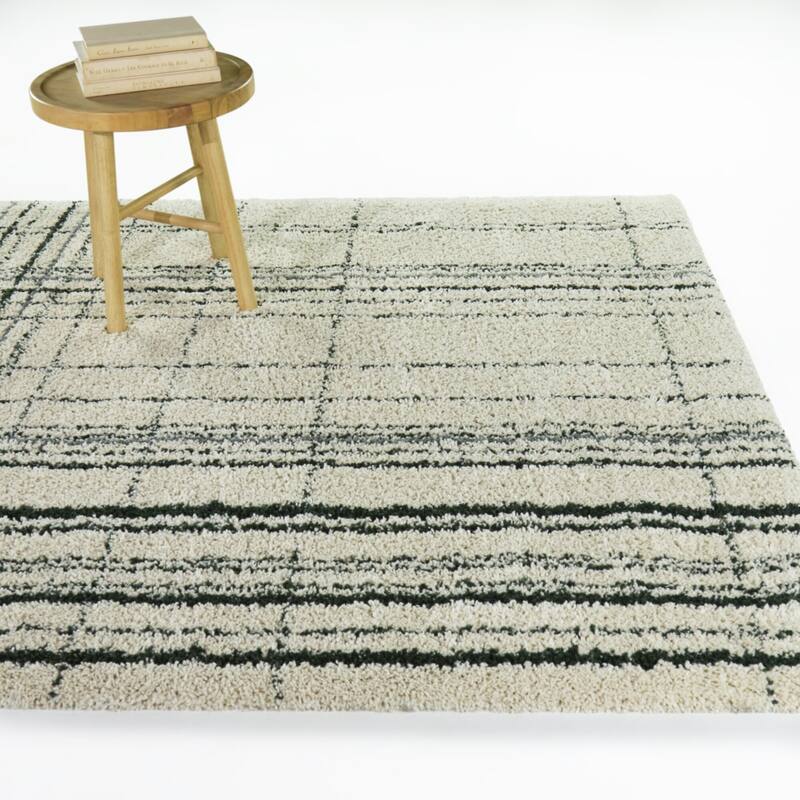 Circe Abstract Striped Area Rug - 5'3" x 7' - Green