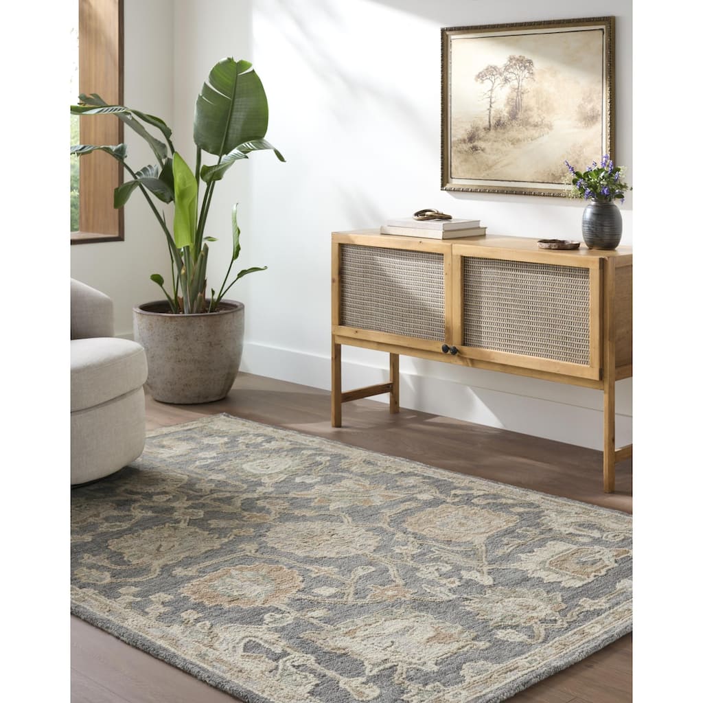 Livabliss Arnold Traditional Area Rug