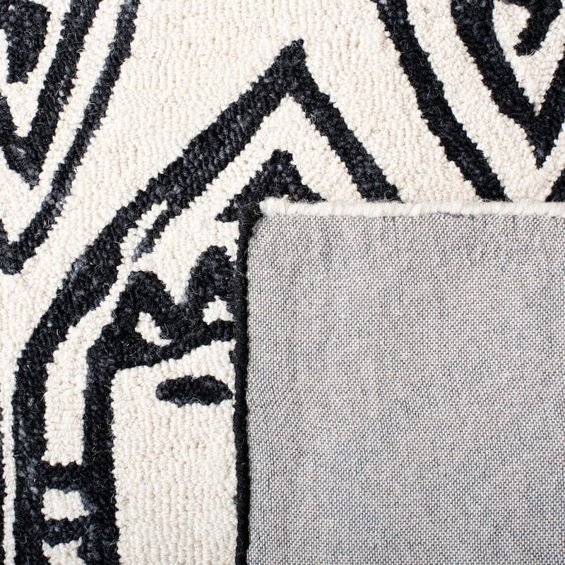 SAFAVIEH Handmade Metro Baukje Modern Wool Rug