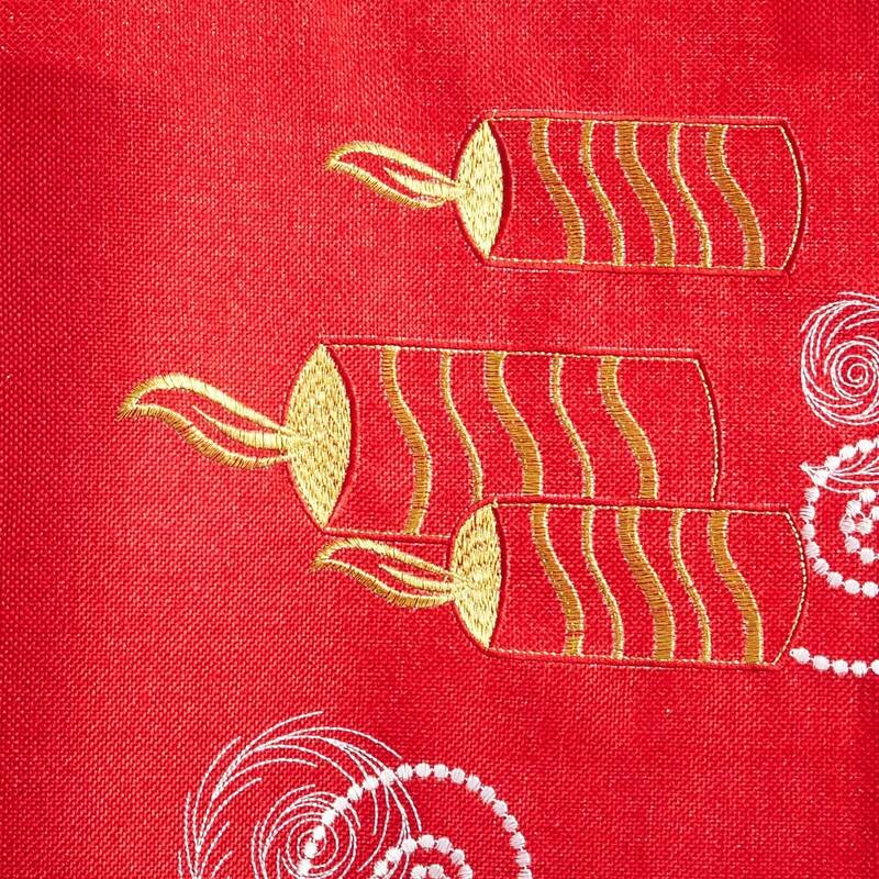Violet Linen Seasonal Xmas Christmas Holiday Glories Pattern, 13 Inch by 70 Inch, Decorative Table Runners