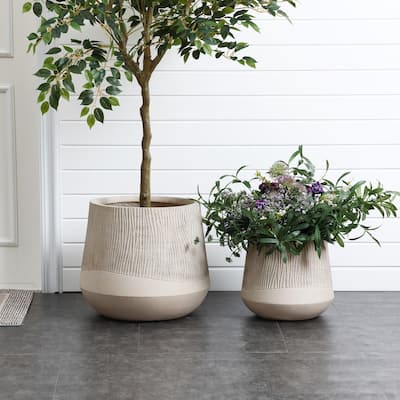 Blended Tan with Wood Pattern Round Tapered MgO Planter, Indoor and Outdoor