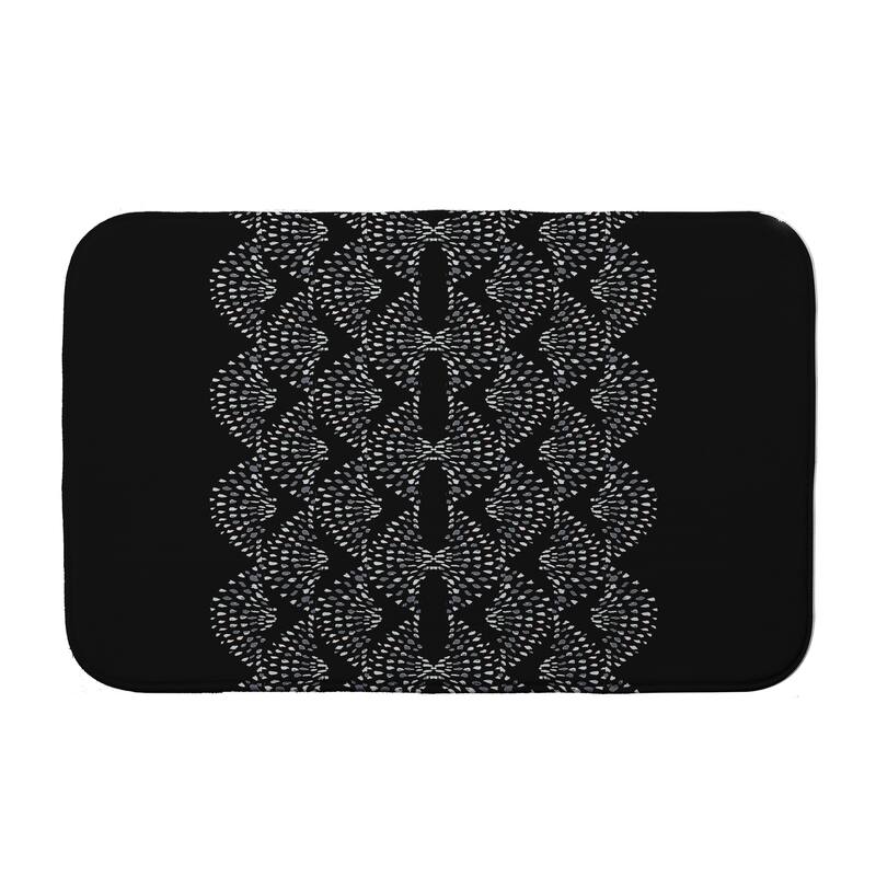 Dotted Focus Bath Mat - 17 x 24 - Black