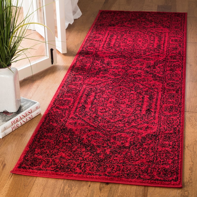 SAFAVIEH Adirondack Sian Rustic Oriental Medallion Rug - 2'6" x 12' Runner - Red/Black