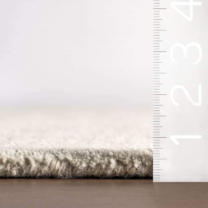 Nuloom Citra Solid Wool Area Rug