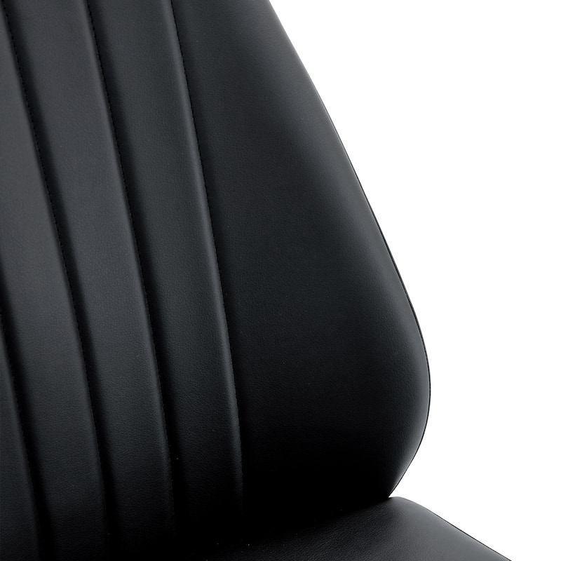 Set of Four Comfort Dining Chairs with extended backrest