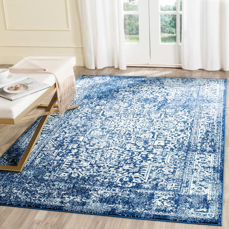 SAFAVIEH Evoke Quinn Vintage Distressed Rug - 3' x 5' - Navy/Ivory