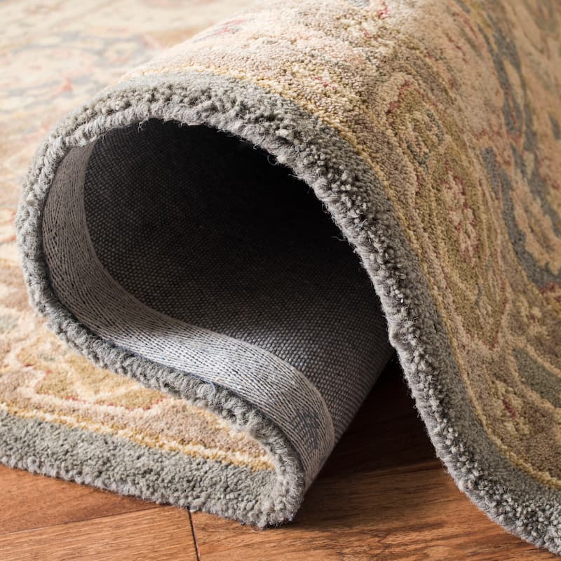 SAFAVIEH Handmade Antiquity Claudiane Traditional Oriental Wool Rug