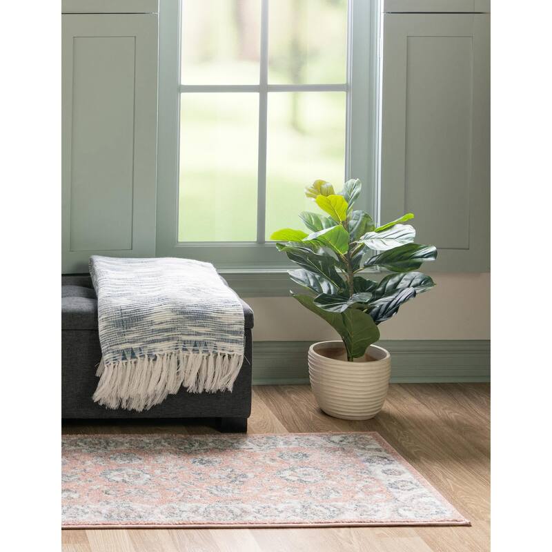 Traditional Taylor Collection Area Rug