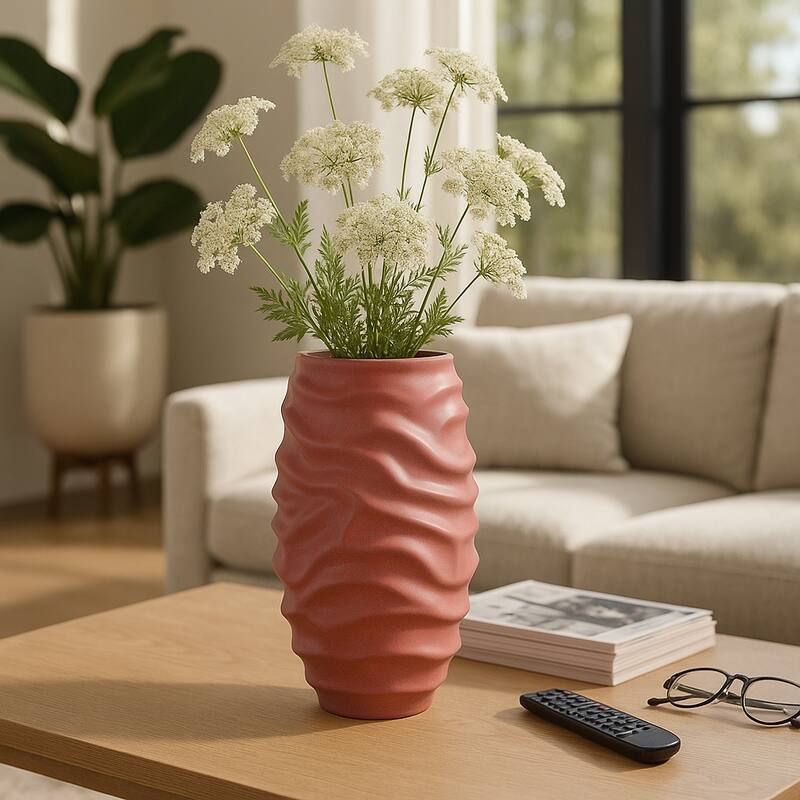 Porcelain Quinlan Classic Decorative Vase - Bean Red