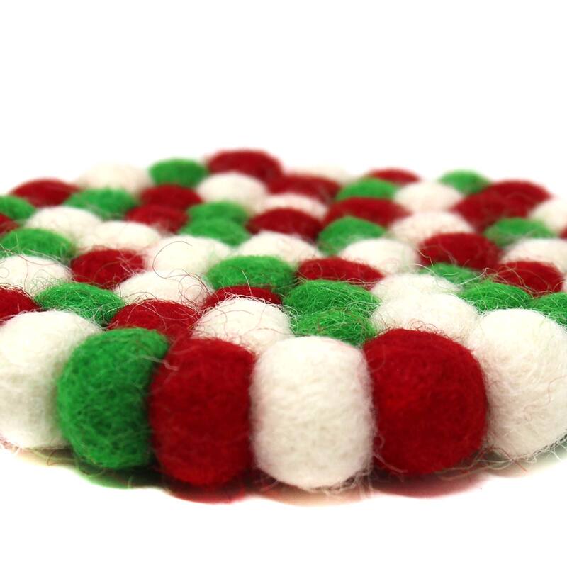 Christmas Felt Trivet and 4-piece Coasters Set