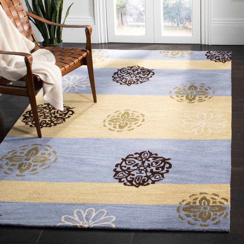 SAFAVIEH Handmade Soho Kourtney Stripe N.Z. Wool Rug - 7'6" x 9'6" - Gold/Blue