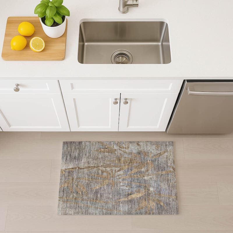 Machine Washable Indoor/ Outdoor Modern Floral Chantille Rug