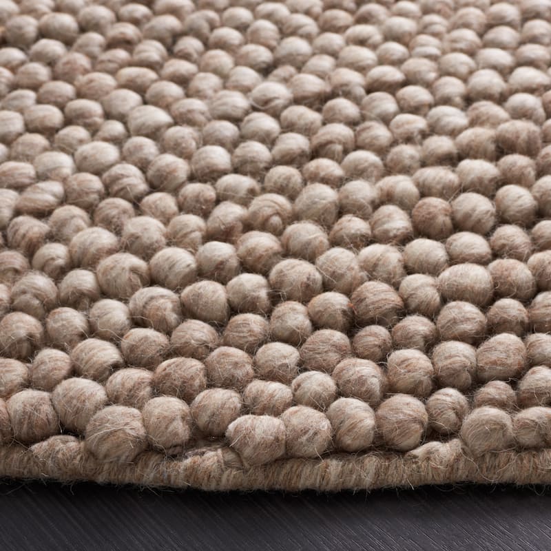 SAFAVIEH Handmade Natura Gerta Wool Rug