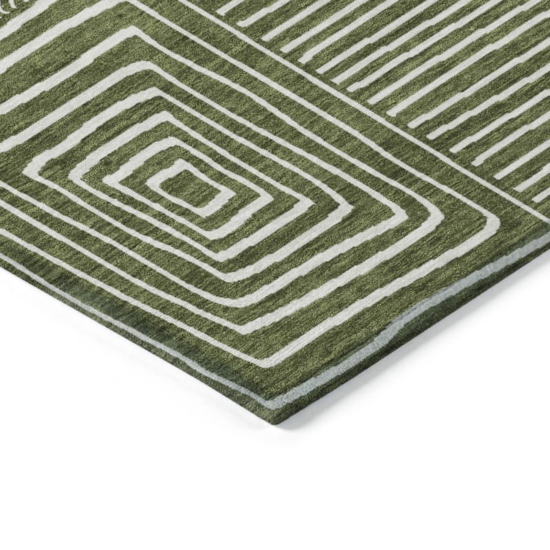 HomeRoots Geometric Transitional Rectangle Outdoor Rug