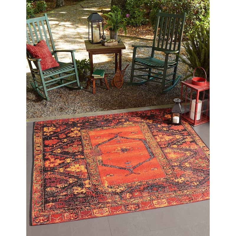Outdoor Bounder Collection Area Rug - Multi - 5'3" Square