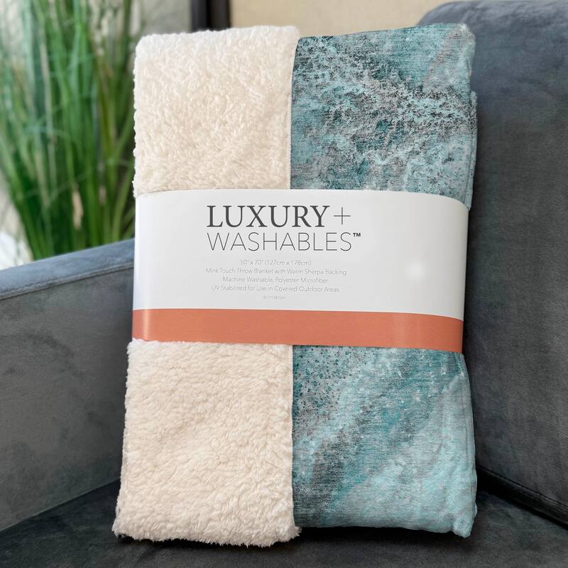 Premium Machine Washable Contemporary Glam Sherpa Throw Blanket