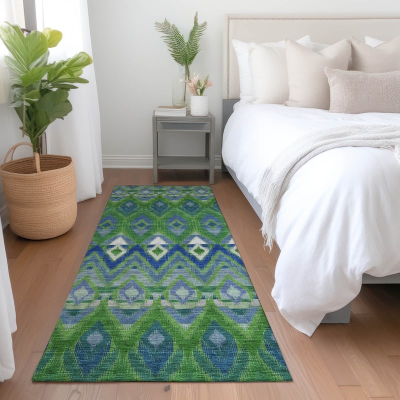 Machine Washable Indoor/ Outdoor Chantille Geometric Boho Rug - Green - 2'3" x 7'6"