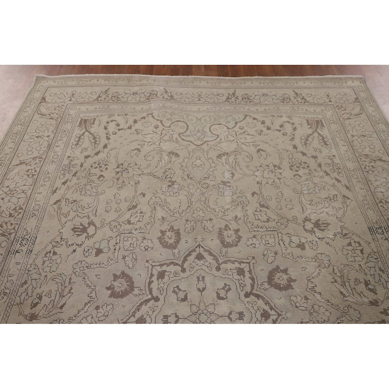 Traditional Tabriz Persian Vintage Rug Hand-Knotted Beige Wool Carpet - 6'6"x 9'7"