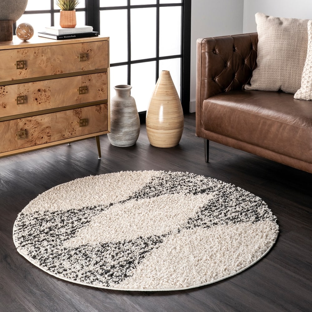 Nuloom Denton Diamond Shag Tassel Area Rug