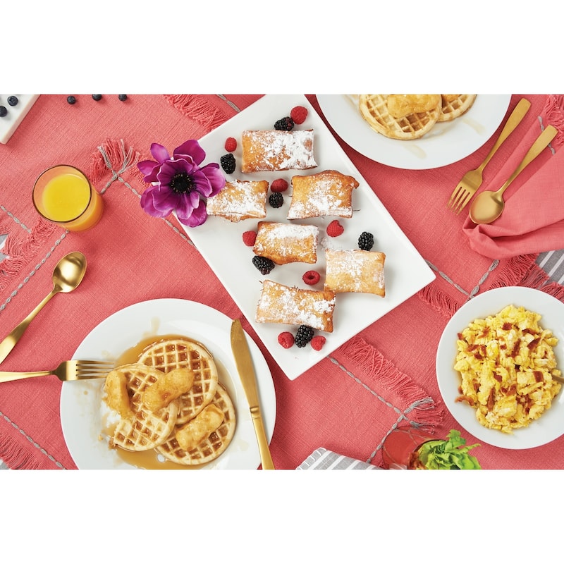 Cheryl Hibiscus Quilted Blue Placemats Set of 4, 13" x 19"