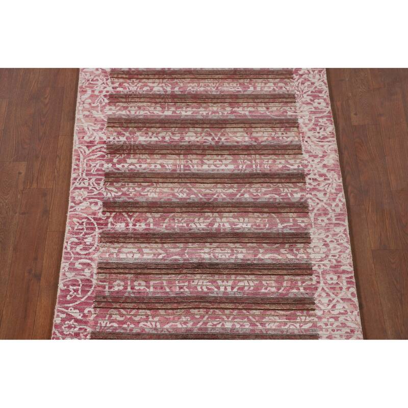Abstract Accent Rug Handmade Multi-Color Wool Carpet - 2'8"x 4'9"