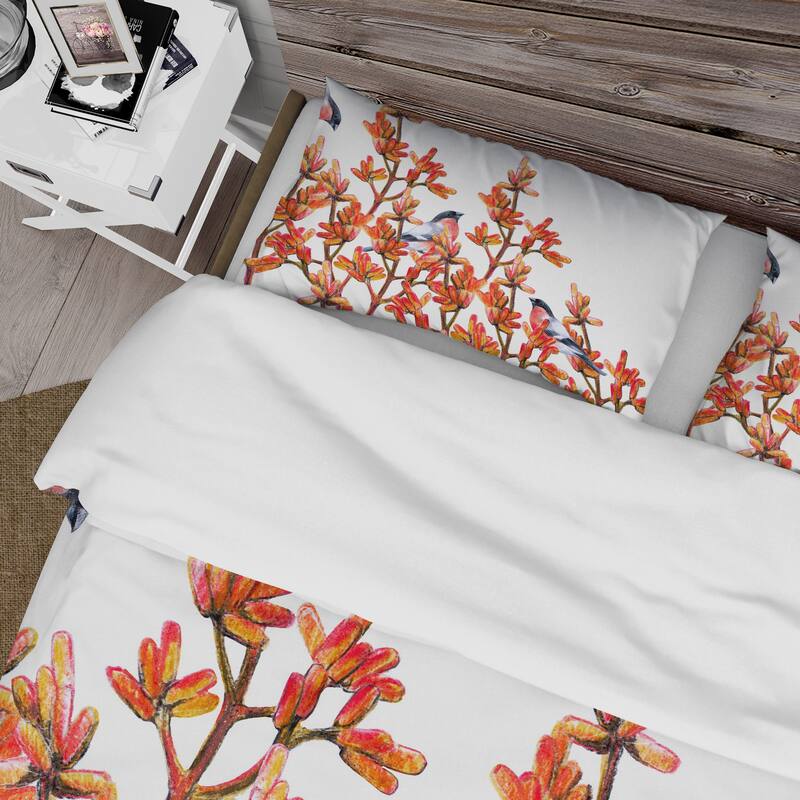 Designart 'Flock of Bullfinches Birds on Orange Branches' Traditional Duvet Cover Set