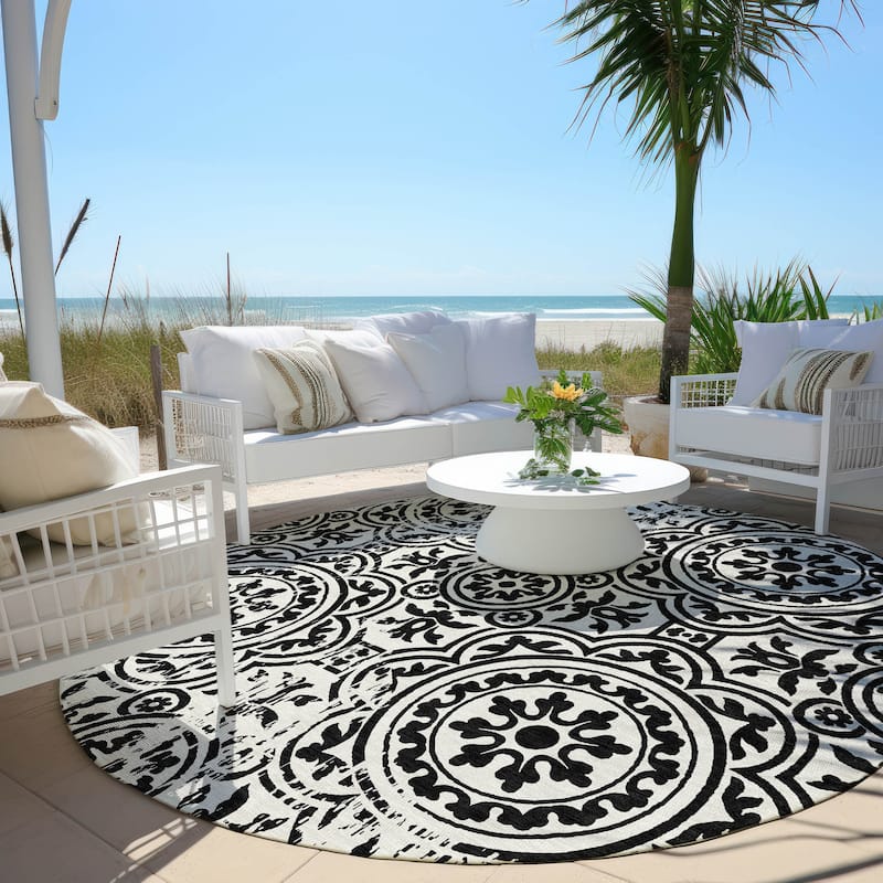 Machine Washable Indoor/ Outdoor Chantille Vintage Suzani Rug - Black - 8' x 8'